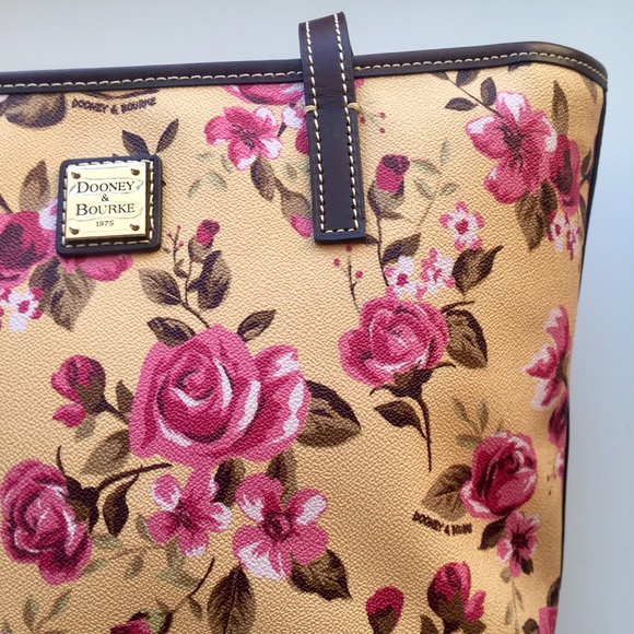 NWT Dooney & Bourke Rose Cabbage Shopper - Picture 4 of 7